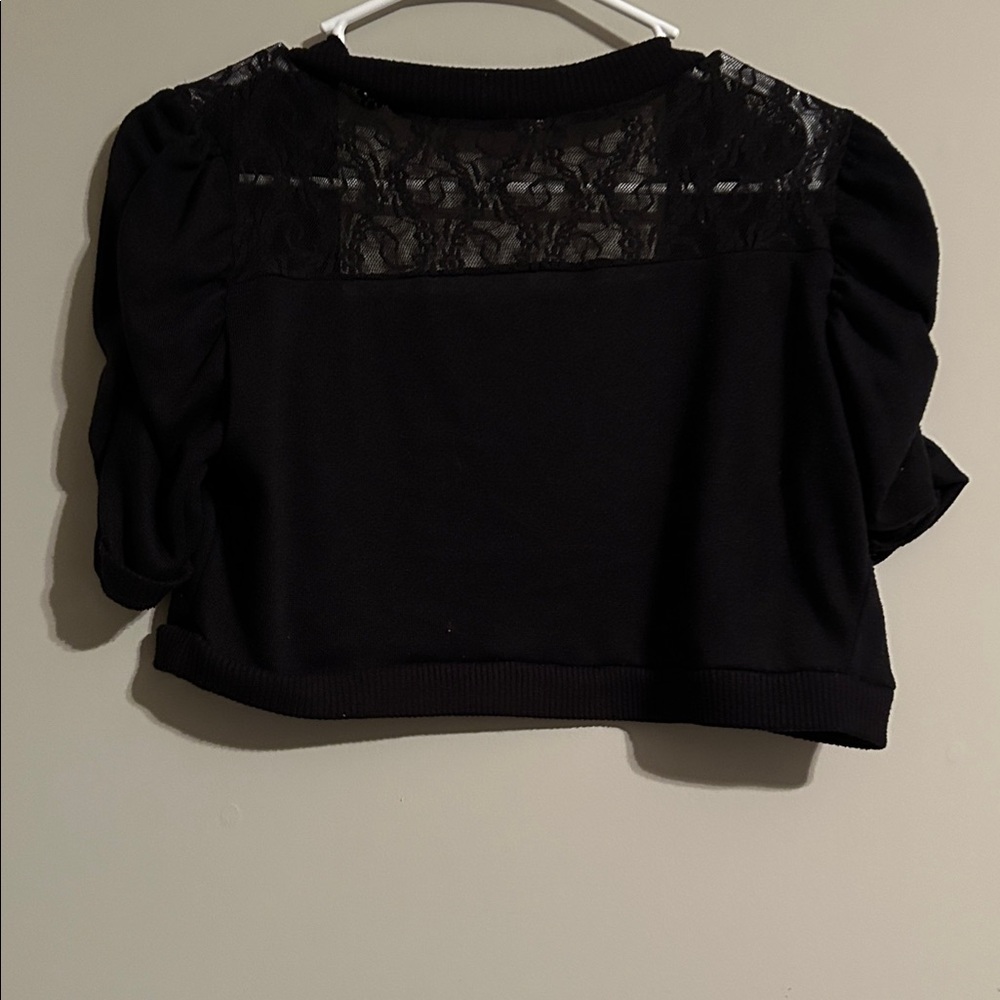 Elegant Black Lace Women's Shrug - Picture 2 of 2